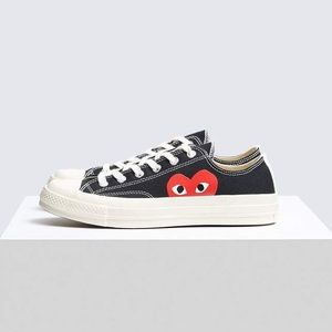 COMME DES GARÇONS PLAY Black Converse Edition Half Heart Chuck 70 Low sneakers